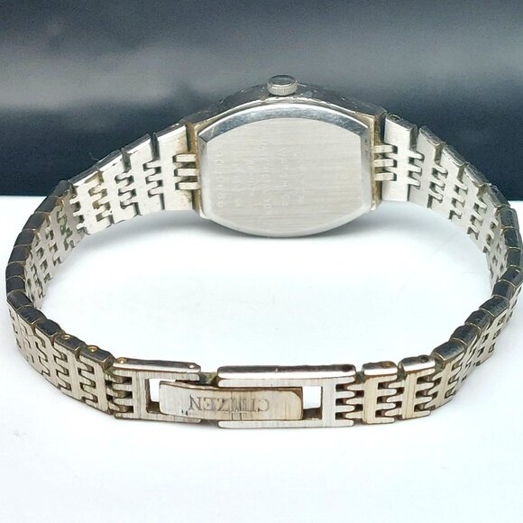 Vintage Citizen Quartz Stainless Steel Ladies Wristwatch With New Battery - Picture 5 of 8